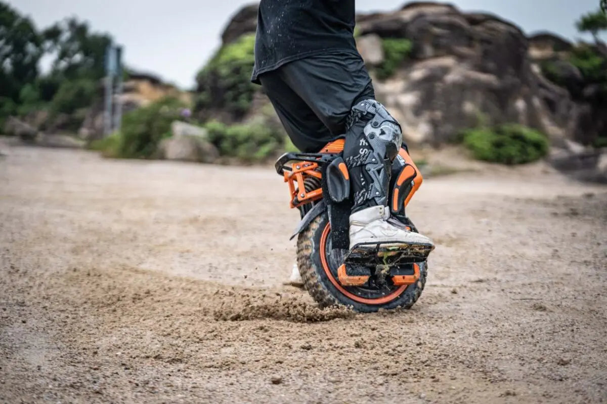 Inmotion Adventure V14 Electric Unicycle 70kmh 2400Wh 9000W High Torque