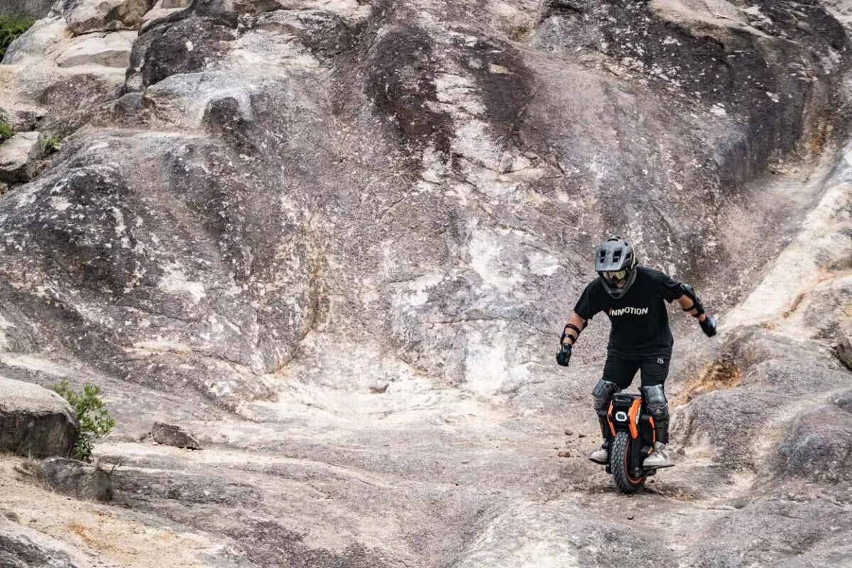 Inmotion Adventure V14 Electric Unicycle 70kmh 2400Wh 9000W High Torque